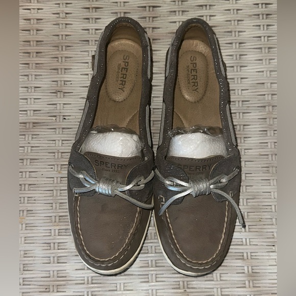 UGC SPERRY Glitter Sparkle Angelfish Suede boat loafer Sz 7.5 - Picture 1 of 8